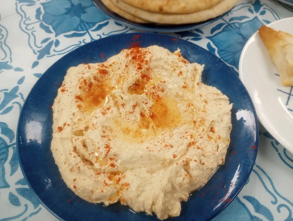 Hummus Small Served with Two Pita Bread